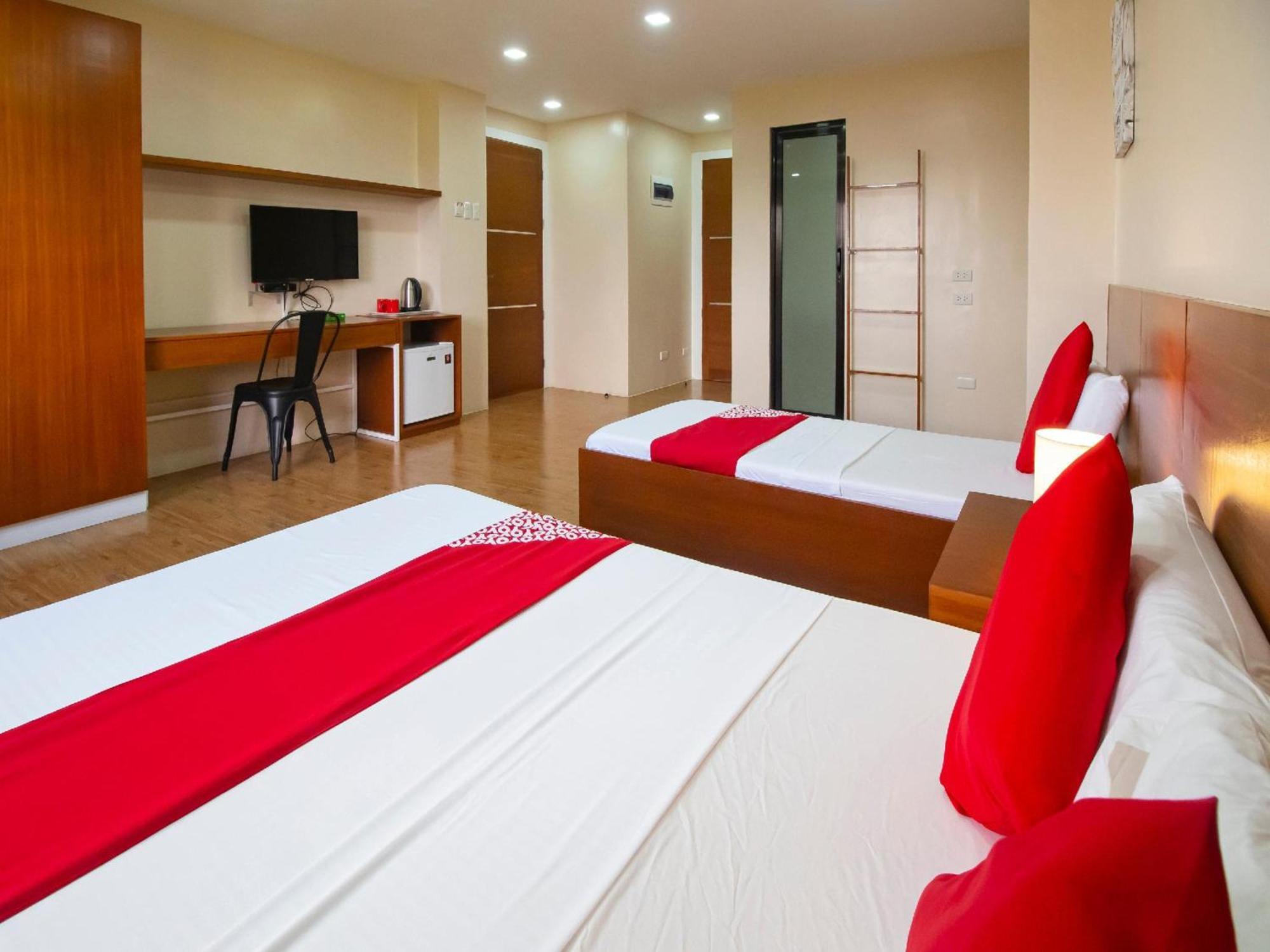 Super Oyo 832 The Teepee Place Hostel & Residence Inn Cebu Dış mekan fotoğraf